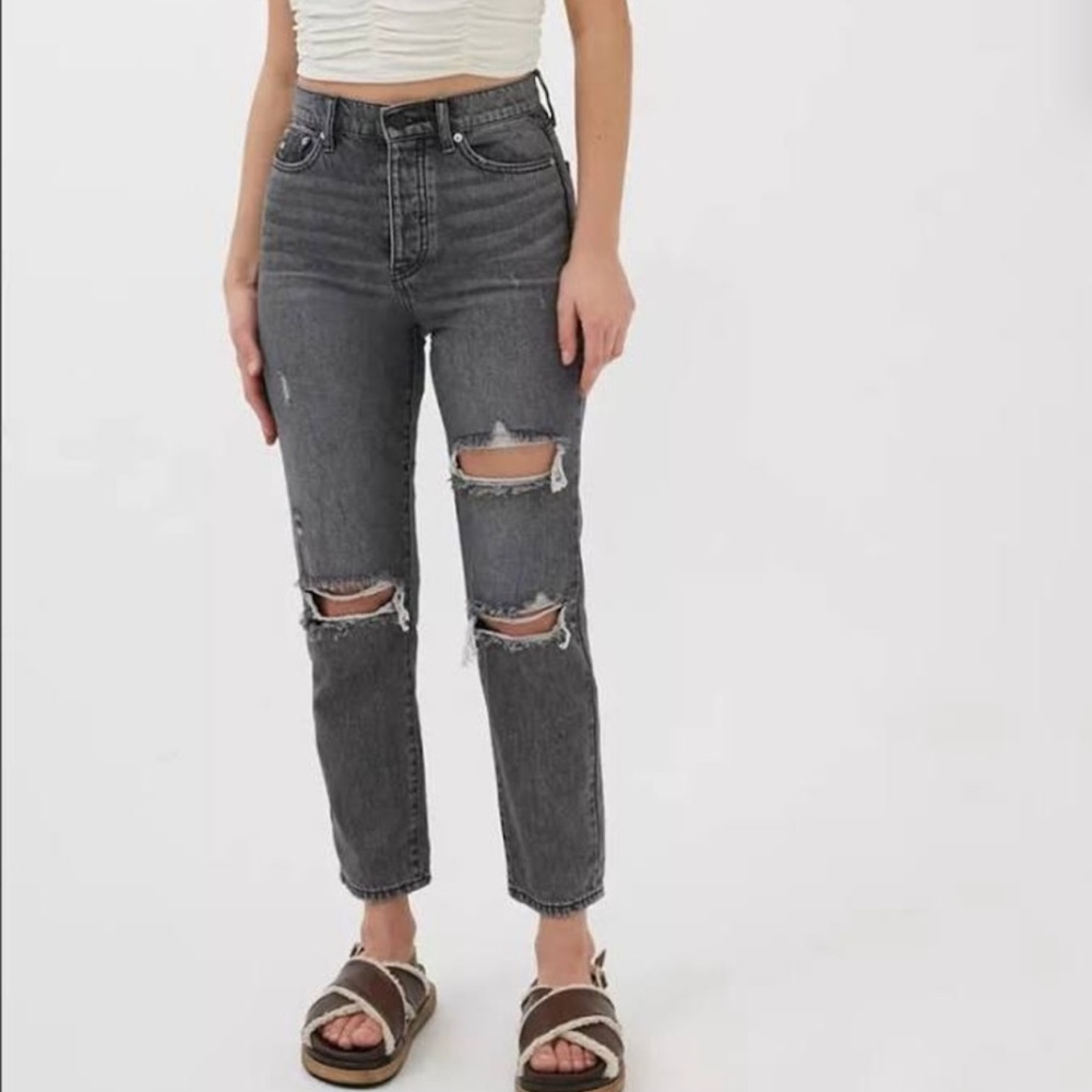 Urban Outfitters High Rise Silm Straight Ripped Black Jeans